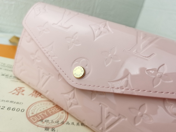 LVコピーウォレット内部構造